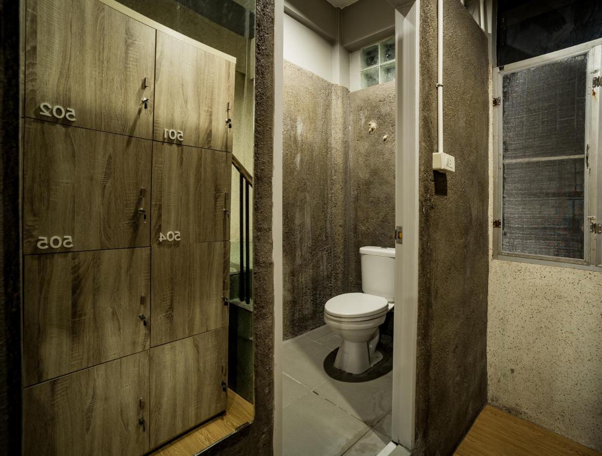 Mind Day Hostel Khaosan Bangkok Buitenkant foto